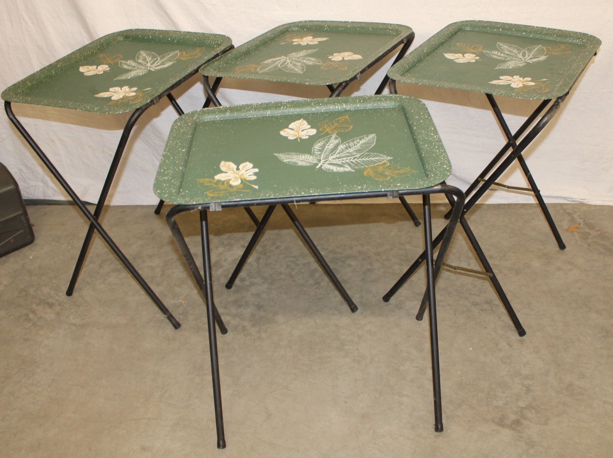 Vintage Metal Folding Mid Century TV Trays, 21