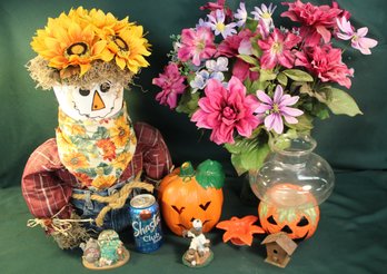 Holiday Lot - Fall & More, Disney Figurine  (105)