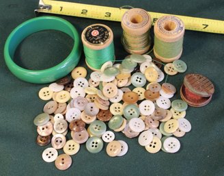 Lady Ester Tin, 3 Wood Thread Spools, Buttons, (Bakelite?) Bracelet   (137)