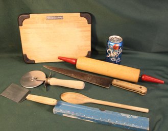 Kitchen Lot - Rolling Pin, Cutting Board, Handy Andy Level,, More  (143)