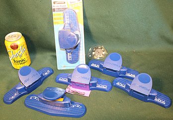 6 Fiskars Border Punches - 5 Different Designs   (146)