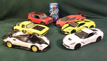 6 Model Cars, 7-8'  (153)