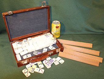 Vintage Dominos Game In Case W/wood Stands, 12x8'   (162)