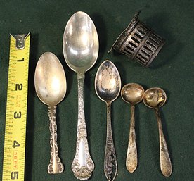 6 Pieces Of Vintage Sterling Silver, 2.3 OZT  (200)