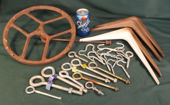 Pully, 4 Shelf Brackets,  Eye Bolts, Hooks 209)