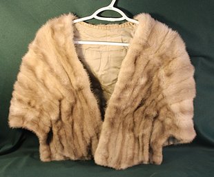 Ladies Fur Shoulder Stole By Vera BH  (282)
