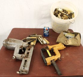 Bostitch Pneumatic Staple Gun, Spot Nails Pneumatic Staple Gun, 5 Gal Pail Of Staples  (310)