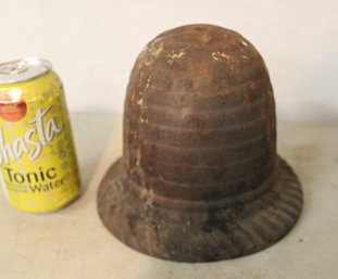 Antique Cast Iron String Holder, 7x6'h  (320)