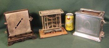 Antique Universal, Nelson & Unmarked Toasters, No Cords  (321)