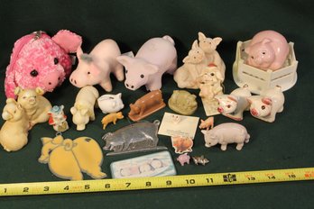 Vintage Collection Of Pig Figures  (366)