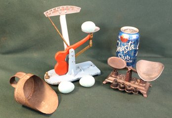 Antique Small Balance Scale W/4 Weights, Egg Scale W/3 Eggs, Scoop  (368)