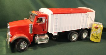 Ertl Big Farm Truck W/Peterbilt Tractor, 21' Long  (384)