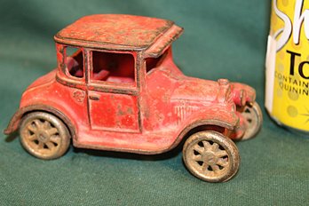 Antique Model T Cast Iron Toy Car By Arcade, Freeport, Ill, 5x2x5.5   (5)