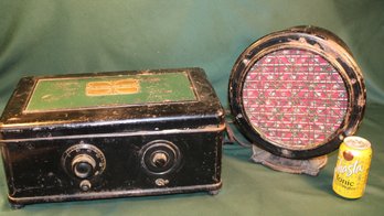 Antique Atwater Kent Radio, Model 46 & Atwater Kent Type F2 Radio Speaker   (60)