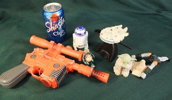 Star Wars Lot:  Figures & Blaster  (63)