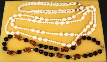 3 Vintage Costume Jewelry Necklaces   (84)