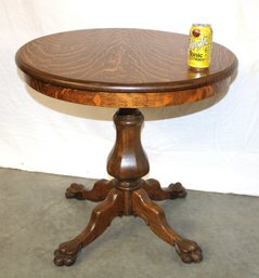 Beautiful Antique  Oak Parlor Table, Quartersawn Oak W/Claw Feet, 28x26H    (89)