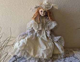 Vintage Porcelain Doll American Artists Collection 'Kaitlyn' HSN 1995 - No. 061/750