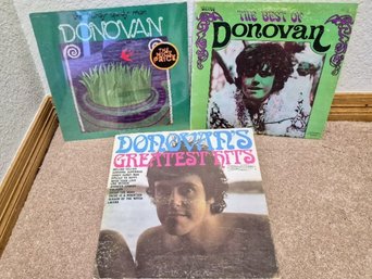 (3) Vintage Vinyl Records Of Donovan: 'Hurdy Gurdy Man', 'The Best Of Donovan' & 'Donovan's Greatest Hits'