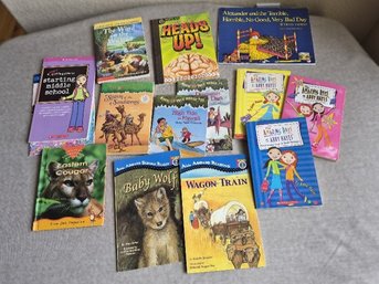Children's Chapter & Picture Book Lot: Magic Tree House, Abby Hayes, All Aboard Readers & More (13 Books)