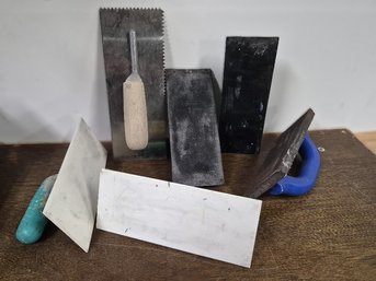 Masonry & Tiling Contractor Lot: Notched Trowel, Grout Floats & Rubbing Blocks