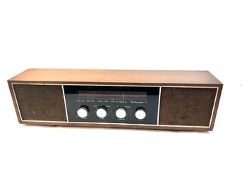 Vintage Ambassador Radio