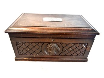 Vintage Wooden Glass Lined Cigar Box Chevrolet