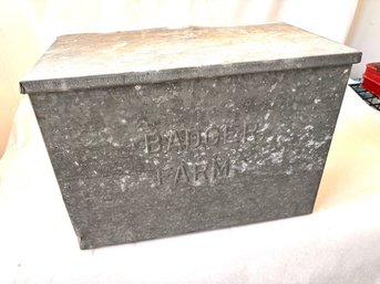 Vintage Badger Farms Milk Box