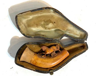 Smoking Pipe With Animal