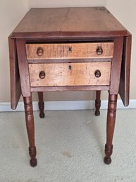 Sheraton Style Tiger Maple & Walnut Pembroke/Drop-Leaf Side Table