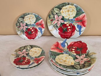 Grouping Of Gien 'Volupte' Pattern Plates