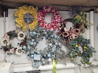 8pc. Decorative Wreaths
