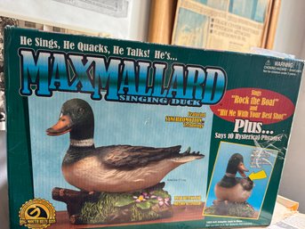 Max Mallard Singing Duck In Box