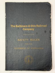 1951 Baltimore Ohio B&O Railroad Safety Rules Maintenance Employee Book Vintage