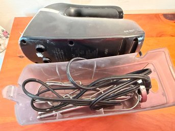 Hamilton Beach 6-Speed Hand Mixer