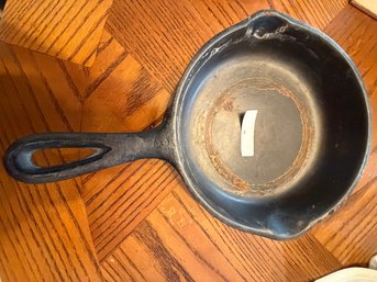 Wagner Ware Sidney -O- Cast Iron Skillet