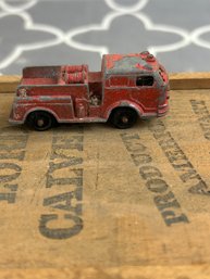 Vintage Tootsie Die Cast Red Pumper Fire Truck