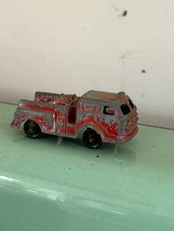 Vintage Tootsie Die Cast Red Pumper Fire Truck