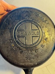 Griswold 5 Erie PA USA 724 Antique Cast Iron Skillet