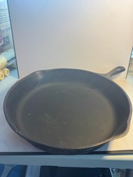 Wagner Ware Sidney- 0- 1060R Antique Cast Iron Skillet