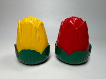 Jaydon Marked Roses Early Plastic Vintage Salt And Pepper