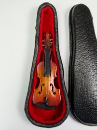 Mini Dolls House Violin Classical Miniature With Case Music Room School
