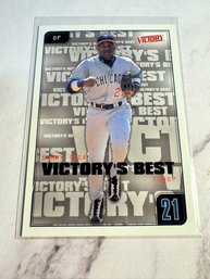 2001 Upper Deck Victory Sammy Sosa #621 Baseball Card From The 'Victory's Best'