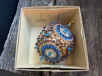 Vintage 1960-70's Hand-crafted Ornate Push Pin Christmas Ornament
