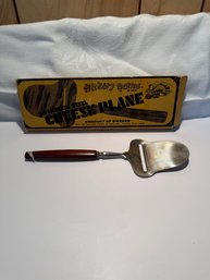 Hickory Farms Vintage Cheese Plane With Box