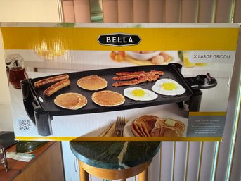 Bella Extra Large Electric Griddle Features A 20' X 10.5' Non-stick Cooking Surface