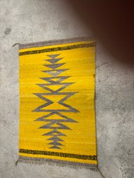 20 X30 NATIVE AMERICAN RUG