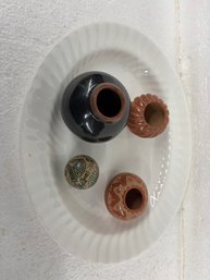 4PCS NATIVE AMERICAN POTS  LARGEST4 INCHES