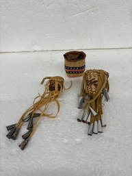 3 MINIATURE BASKETS
