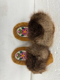 FUR DECORATED NATIVE AMERICAN MOCCASINS 4X 9